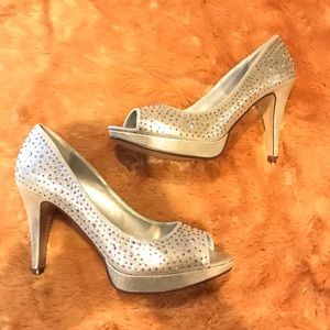 Sparkly silver peep toe heels SIZE 9.5